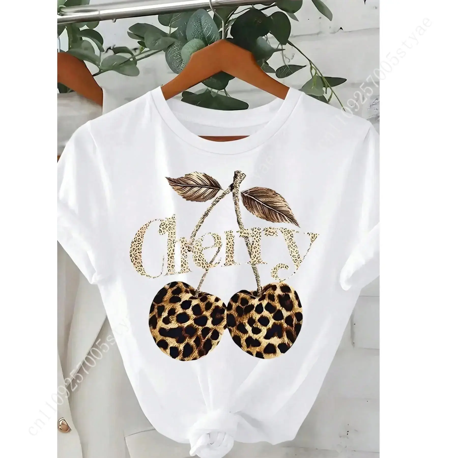 Tee Graphic Print - Camiseta gráfica con cuello redondo y