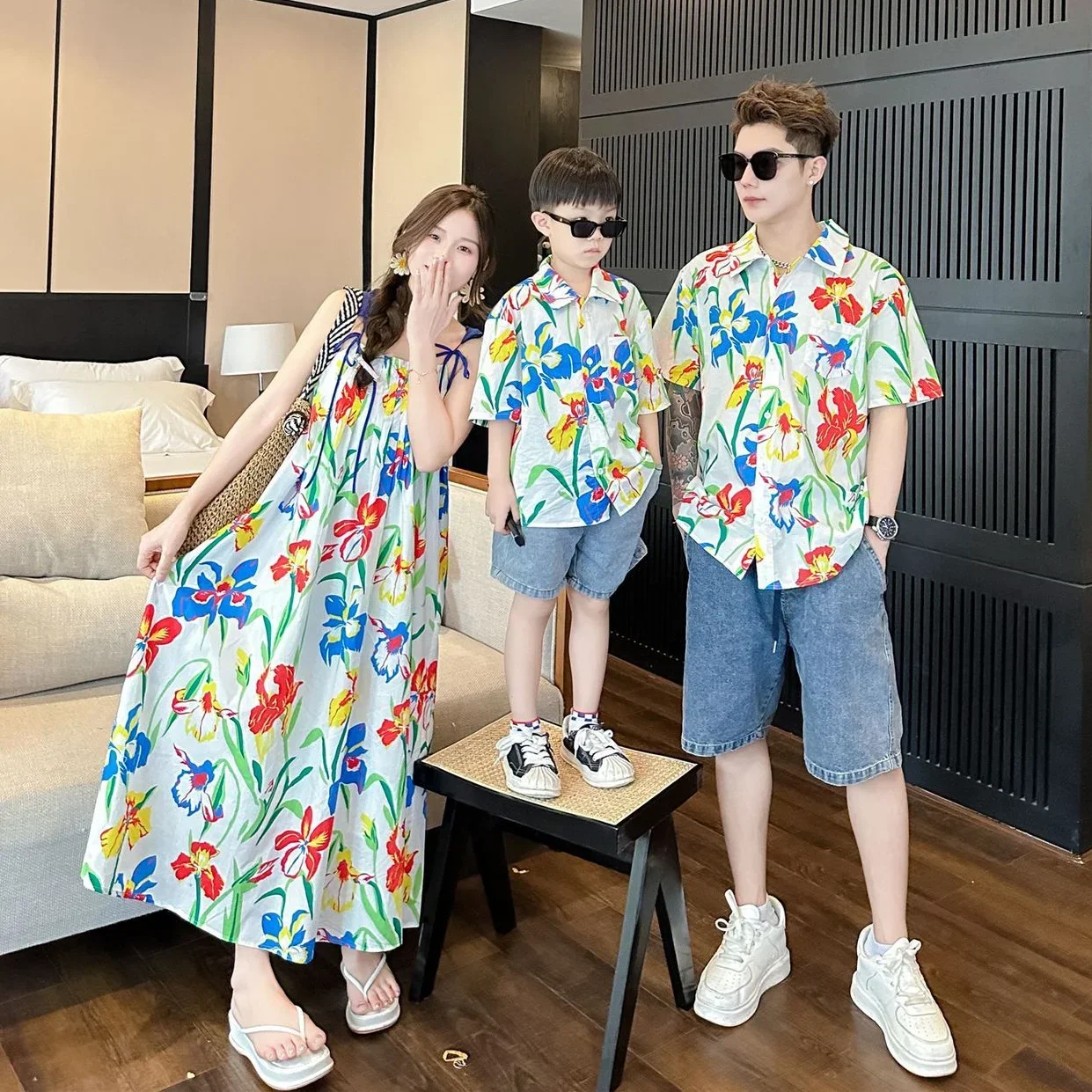 Resort Shirt Floral - Ropa de vacaciones coreana para mamá